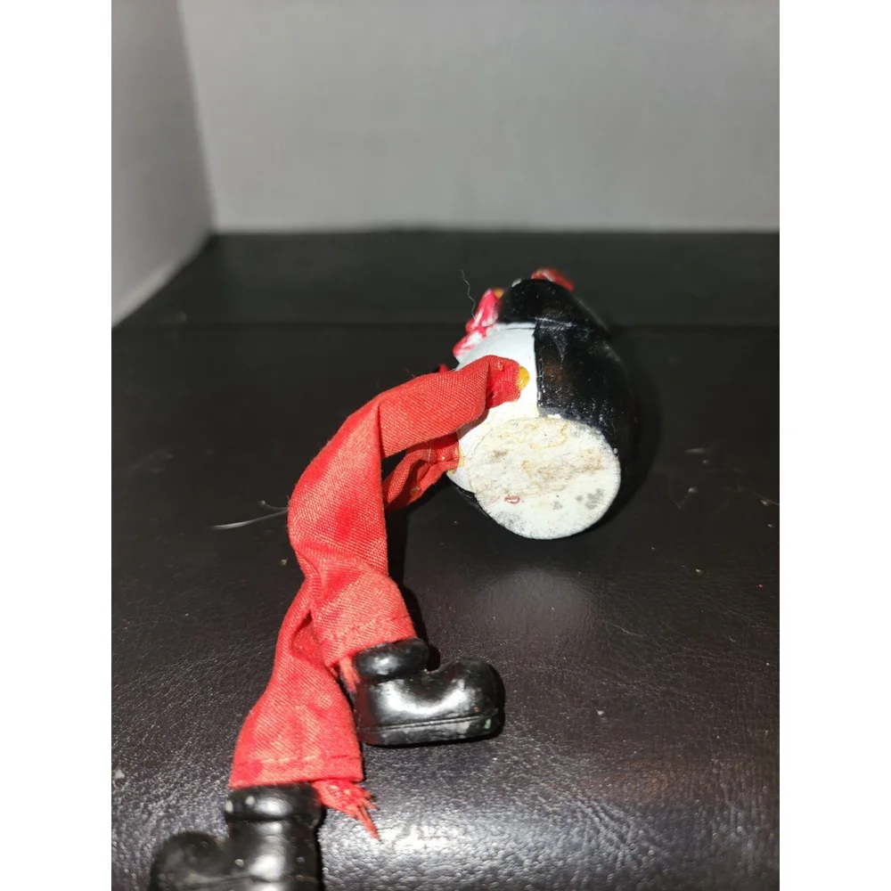 Set of 4 Vintage Christmas Shelf Sitters Reindeer,‎ 2 Snowmen, Penguin